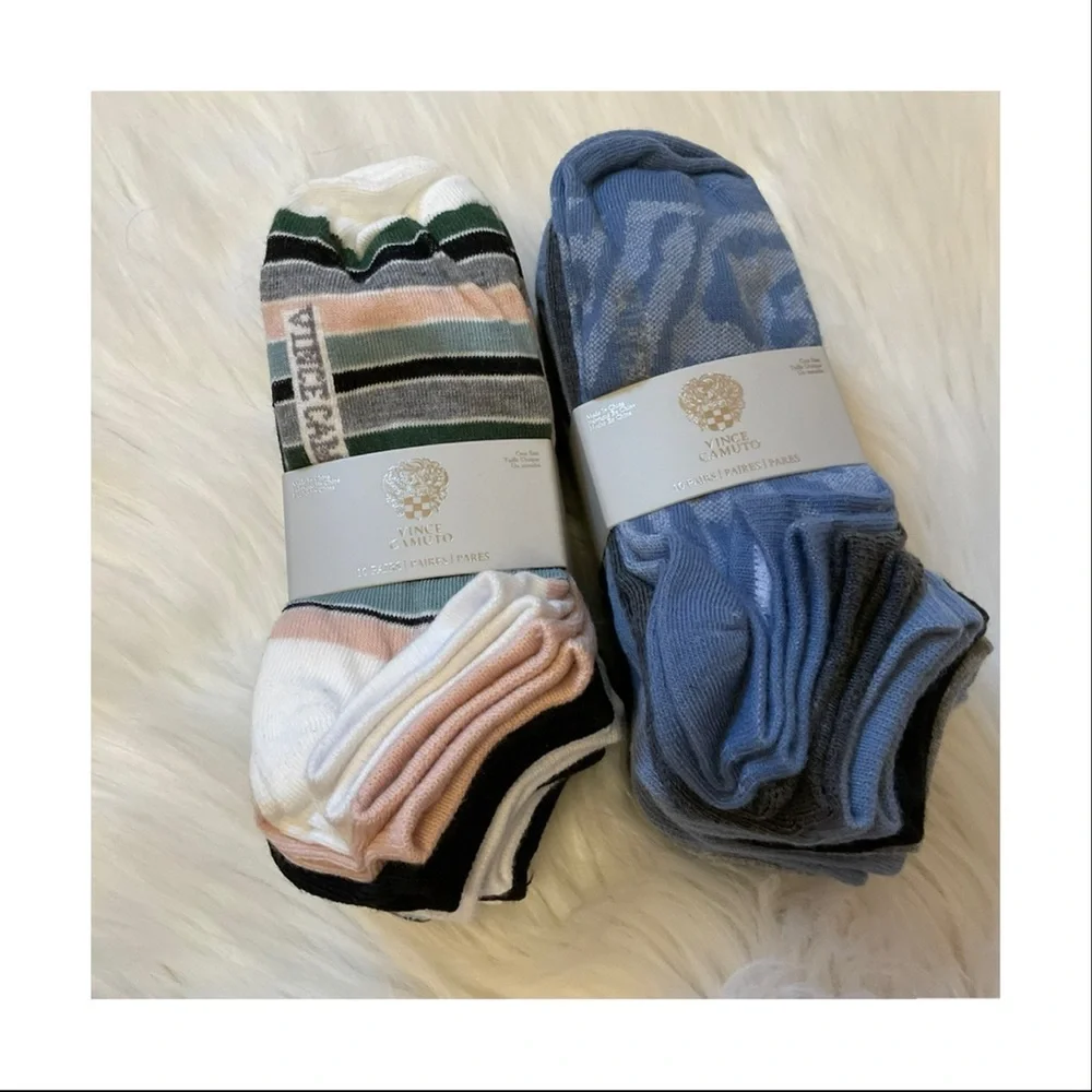Vince Camuto Low Cut Socks - NWT - 20 Pairs